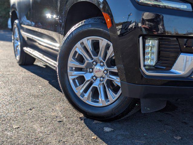 used 2022 GMC Yukon car, priced at $59,190