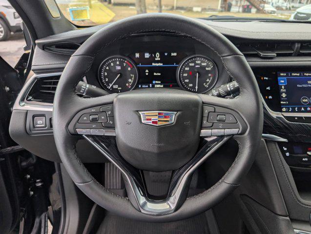 used 2024 Cadillac XT6 car, priced at $53,955