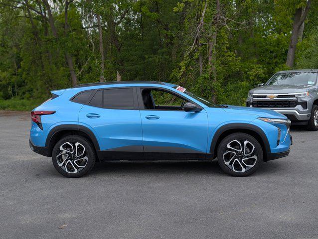 new 2025 Chevrolet Trax car, priced at $27,675
