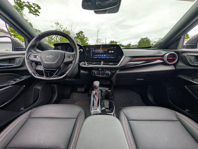 new 2025 Chevrolet Trax car, priced at $27,675