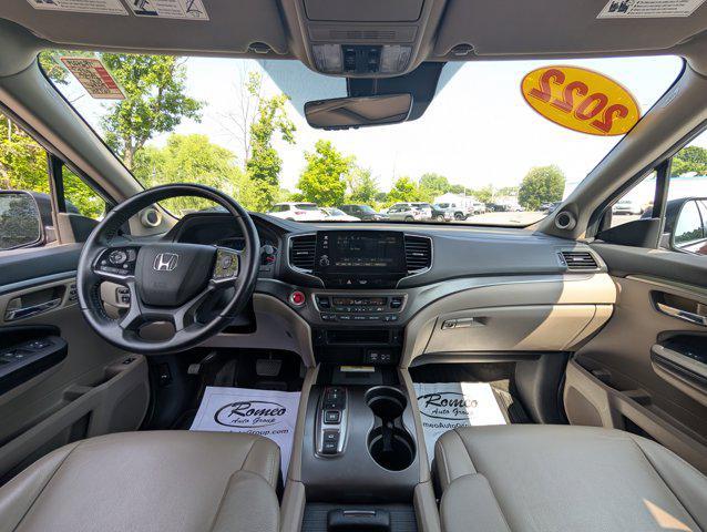 used 2022 Honda Pilot car, priced at $31,918