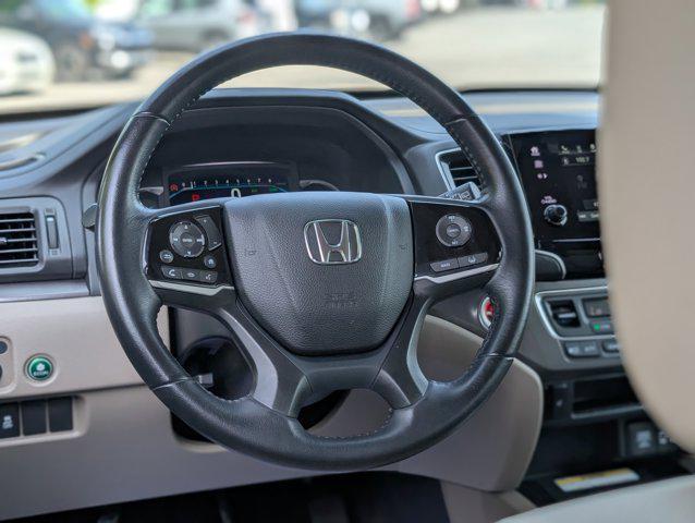 used 2022 Honda Pilot car, priced at $31,918