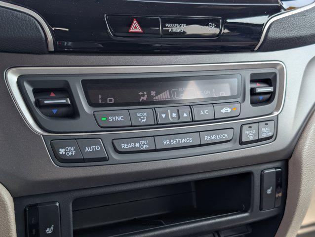 used 2022 Honda Pilot car, priced at $31,918