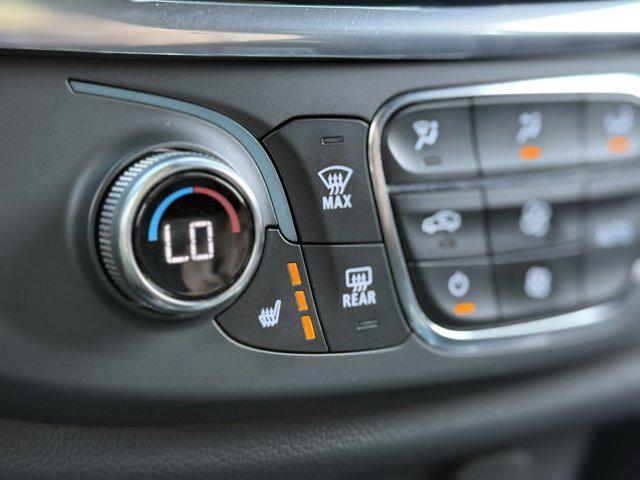 used 2023 Chevrolet Traverse car, priced at $34,304