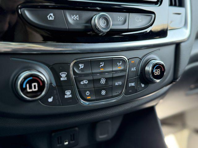 used 2023 Chevrolet Traverse car, priced at $34,304