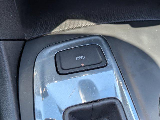 used 2020 Chevrolet Equinox car, priced at $19,250