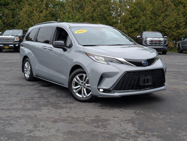 used 2023 Toyota Sienna car, priced at $46,217