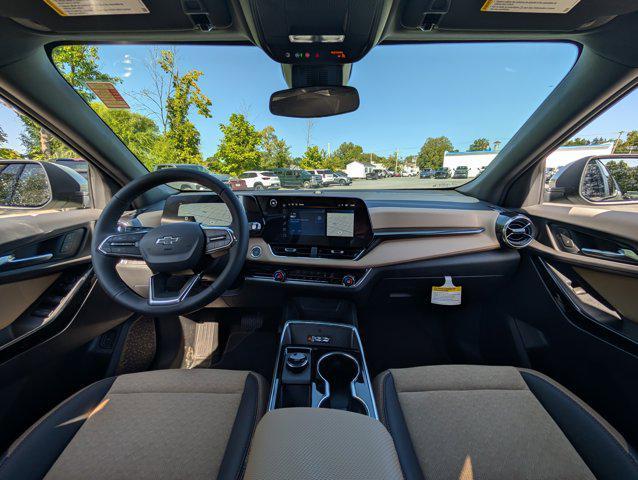 new 2026 Chevrolet Equinox car, priced at $36,010