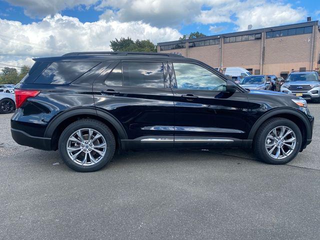 used 2022 Ford Explorer car, priced at $30,984
