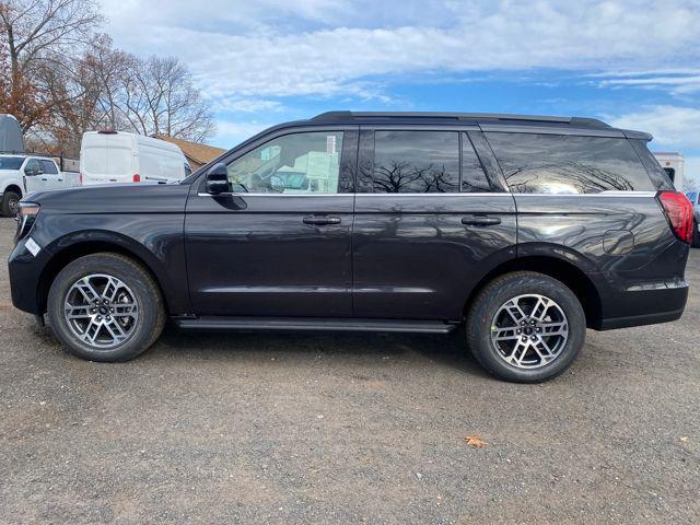 new 2025 Ford Expedition car, priced at $72,840