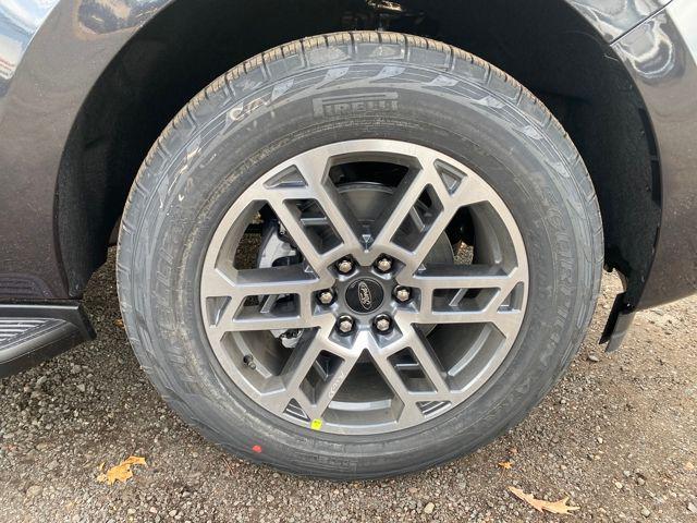 new 2025 Ford Expedition car, priced at $72,840