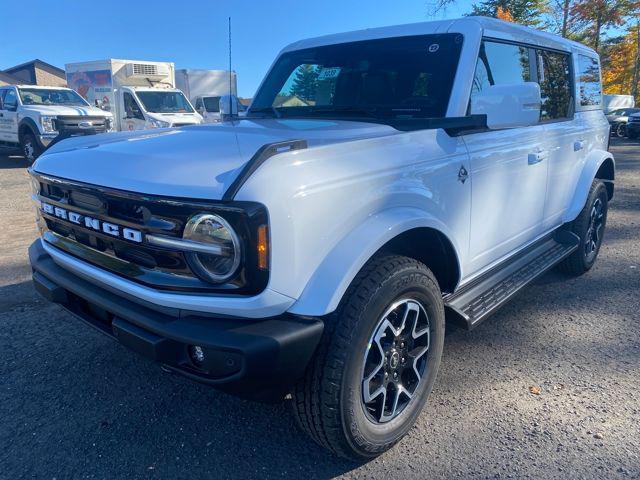 new 2025 Ford Bronco car, priced at $53,581
