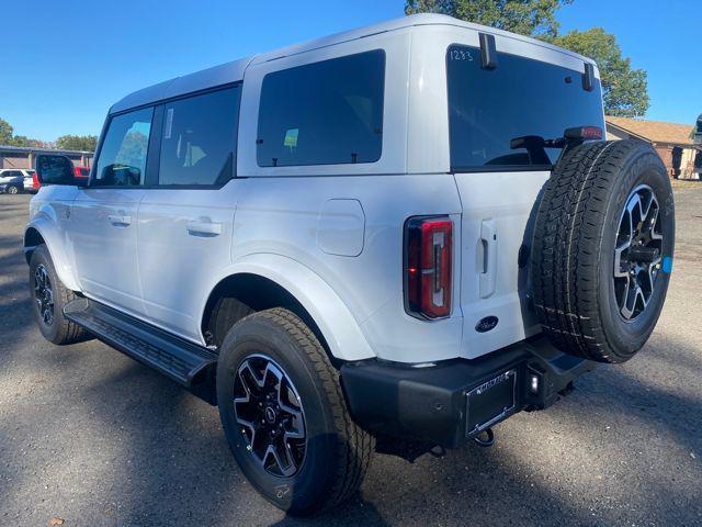 new 2025 Ford Bronco car, priced at $53,581