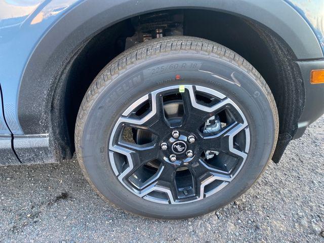 new 2025 Ford Bronco Sport car, priced at $37,895