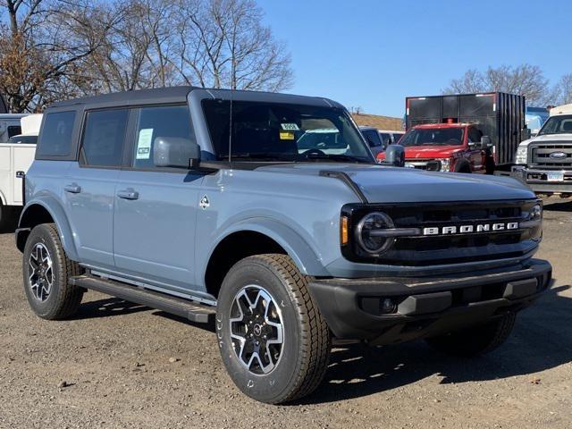 new 2024 Ford Bronco car, priced at $50,649