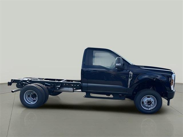 new 2024 Ford F-350 car, priced at $52,959