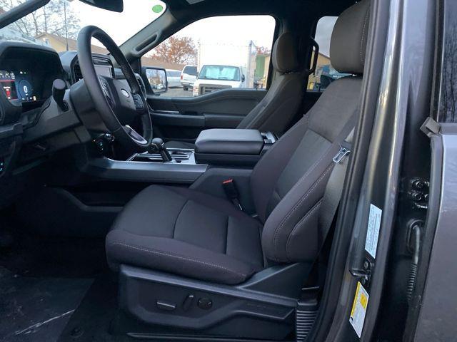 new 2025 Ford F-150 car, priced at $60,802