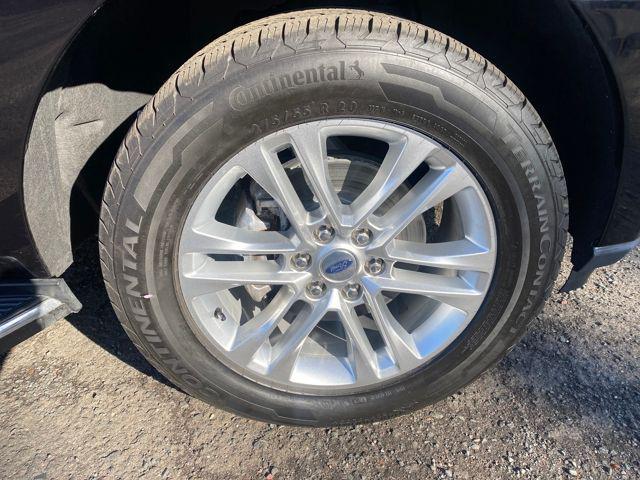 used 2023 Ford Expedition car, priced at $47,143