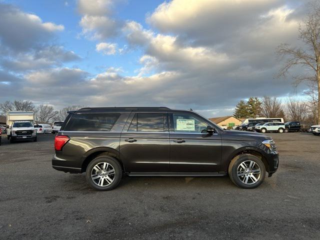 new 2024 Ford Expedition car, priced at $68,553