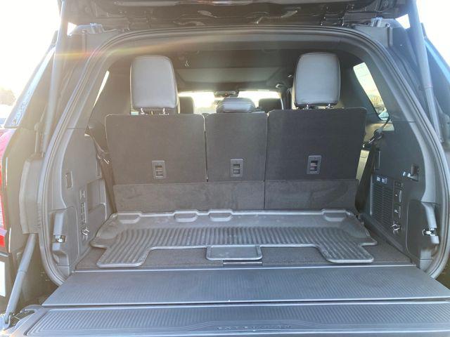 new 2025 Ford Expedition car, priced at $81,820