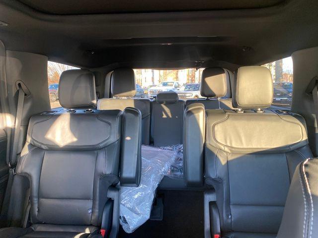 new 2025 Ford Expedition car, priced at $81,820