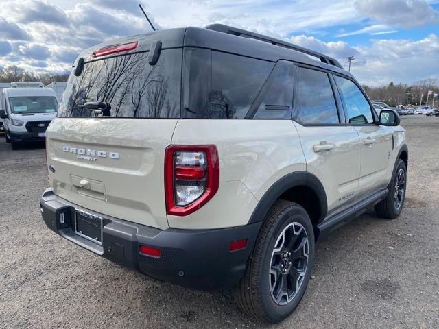 new 2025 Ford Bronco Sport car, priced at $37,310