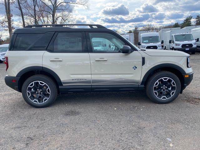 new 2025 Ford Bronco Sport car, priced at $37,310