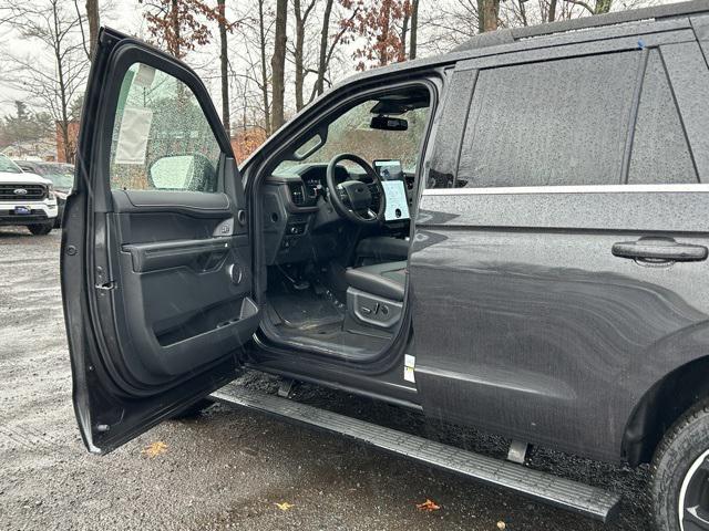 new 2024 Ford Expedition car, priced at $73,705