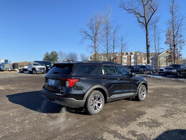 new 2025 Ford Explorer car, priced at $47,901