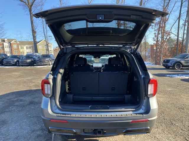 new 2025 Ford Explorer car, priced at $56,351