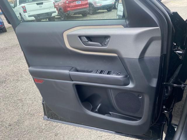 new 2025 Ford Bronco Sport car, priced at $32,495