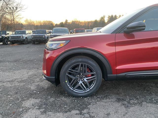 new 2025 Ford Explorer car, priced at $59,276