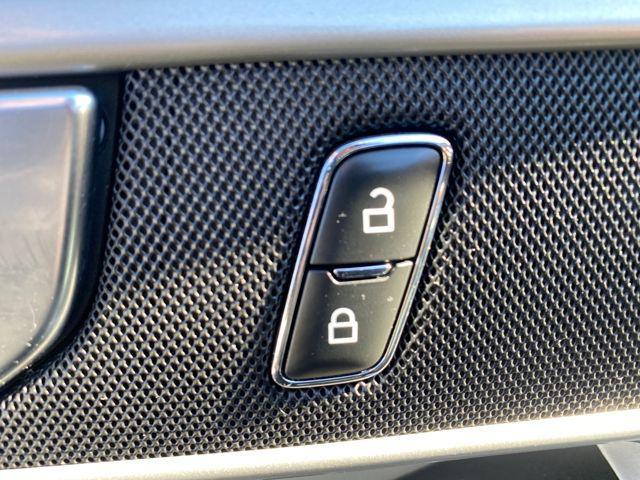 used 2022 Ford Explorer car, priced at $31,206