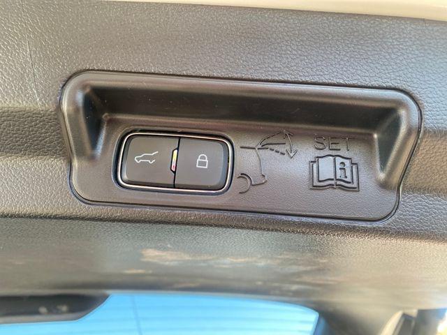 used 2022 Ford Explorer car, priced at $31,206