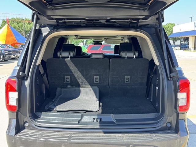 used 2022 Ford Expedition car, priced at $47,444