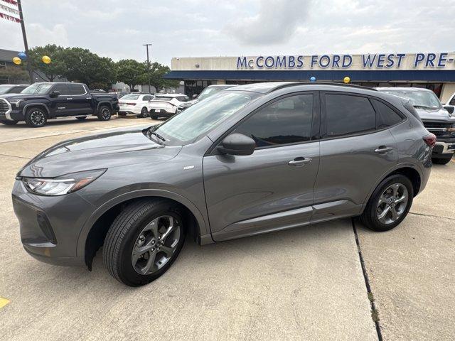 used 2023 Ford Escape car, priced at $25,081
