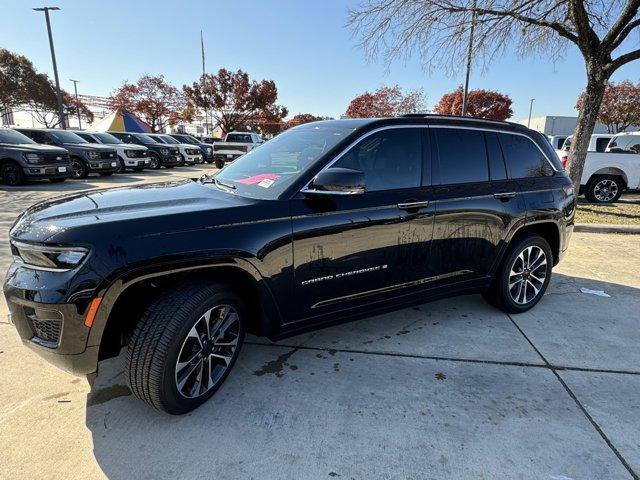 used 2023 Jeep Grand Cherokee car, priced at $39,855