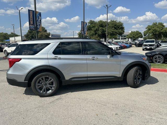 new 2024 Ford Explorer car, priced at $43,640