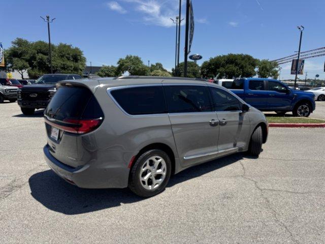 used 2022 Chrysler Pacifica car, priced at $29,327