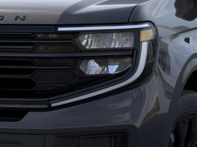 new 2025 Ford Expedition car, priced at $80,055