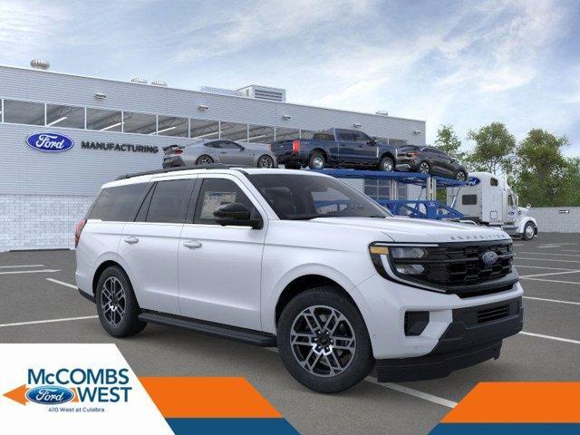 new 2025 Ford Expedition car, priced at $64,290