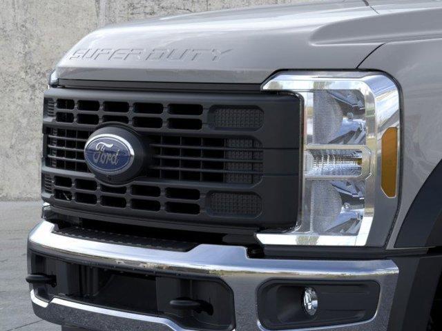 new 2025 Ford F-450 car, priced at $75,970