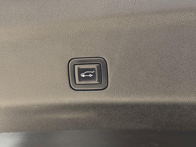 used 2023 GMC Yukon car, priced at $55,667