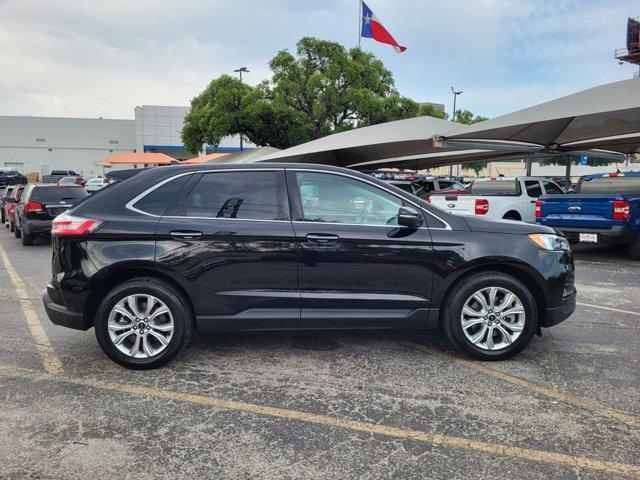 used 2024 Ford Edge car, priced at $30,146