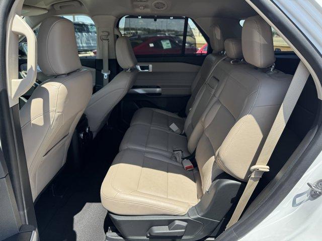 used 2024 Ford Explorer car, priced at $35,692