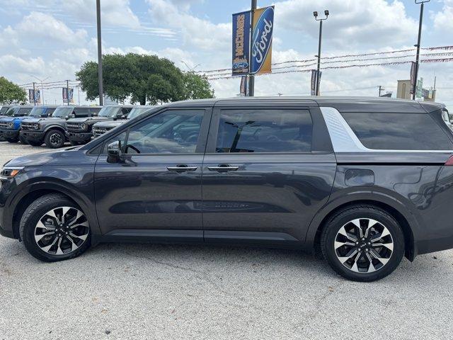 used 2023 Kia Carnival car, priced at $33,444