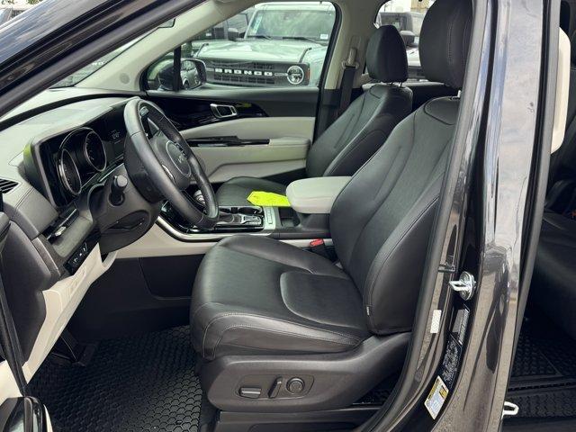 used 2023 Kia Carnival car, priced at $33,444