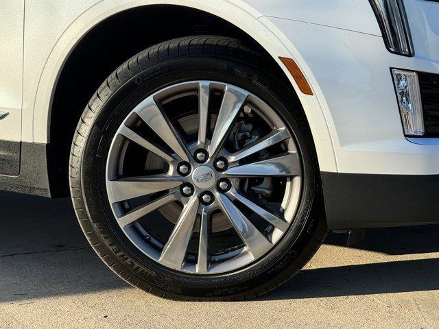 used 2024 Cadillac XT5 car, priced at $55,374