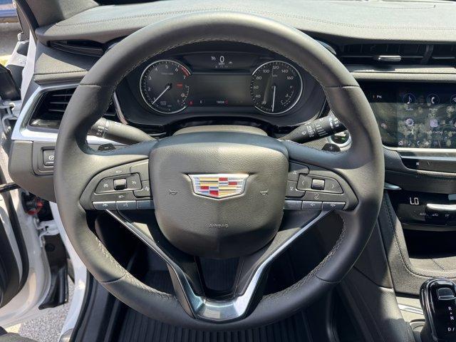 used 2024 Cadillac XT6 car, priced at $38,588