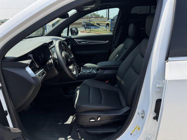 used 2024 Cadillac XT6 car, priced at $38,588
